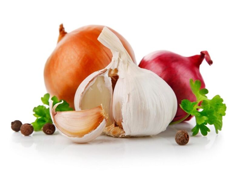 knoflook en uien om de potentie te vergroten
